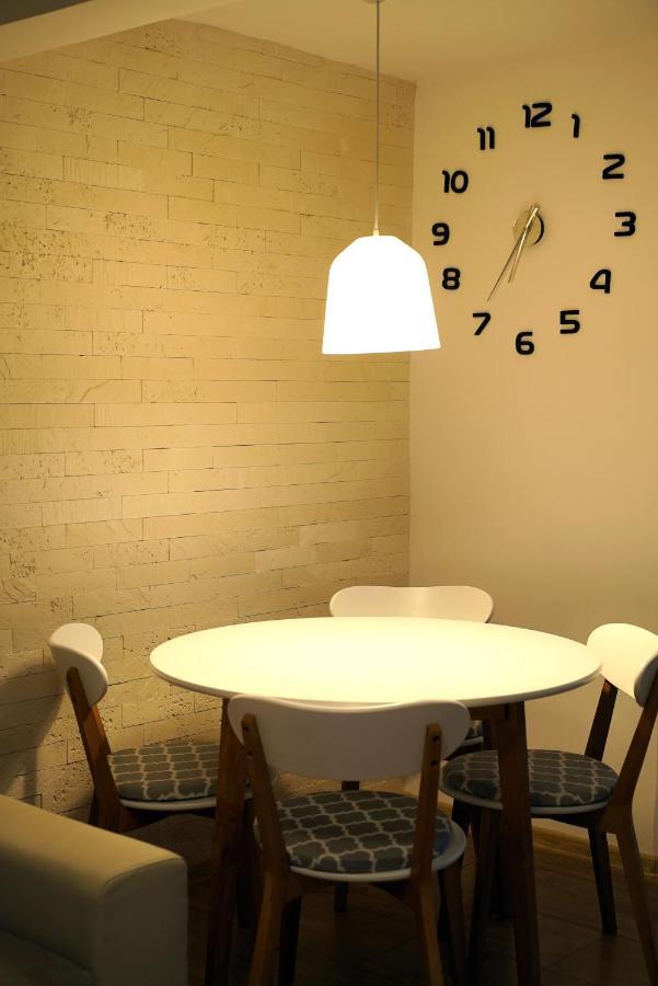 Apartament Naleczow Dom Pod Orzechami 외부 사진