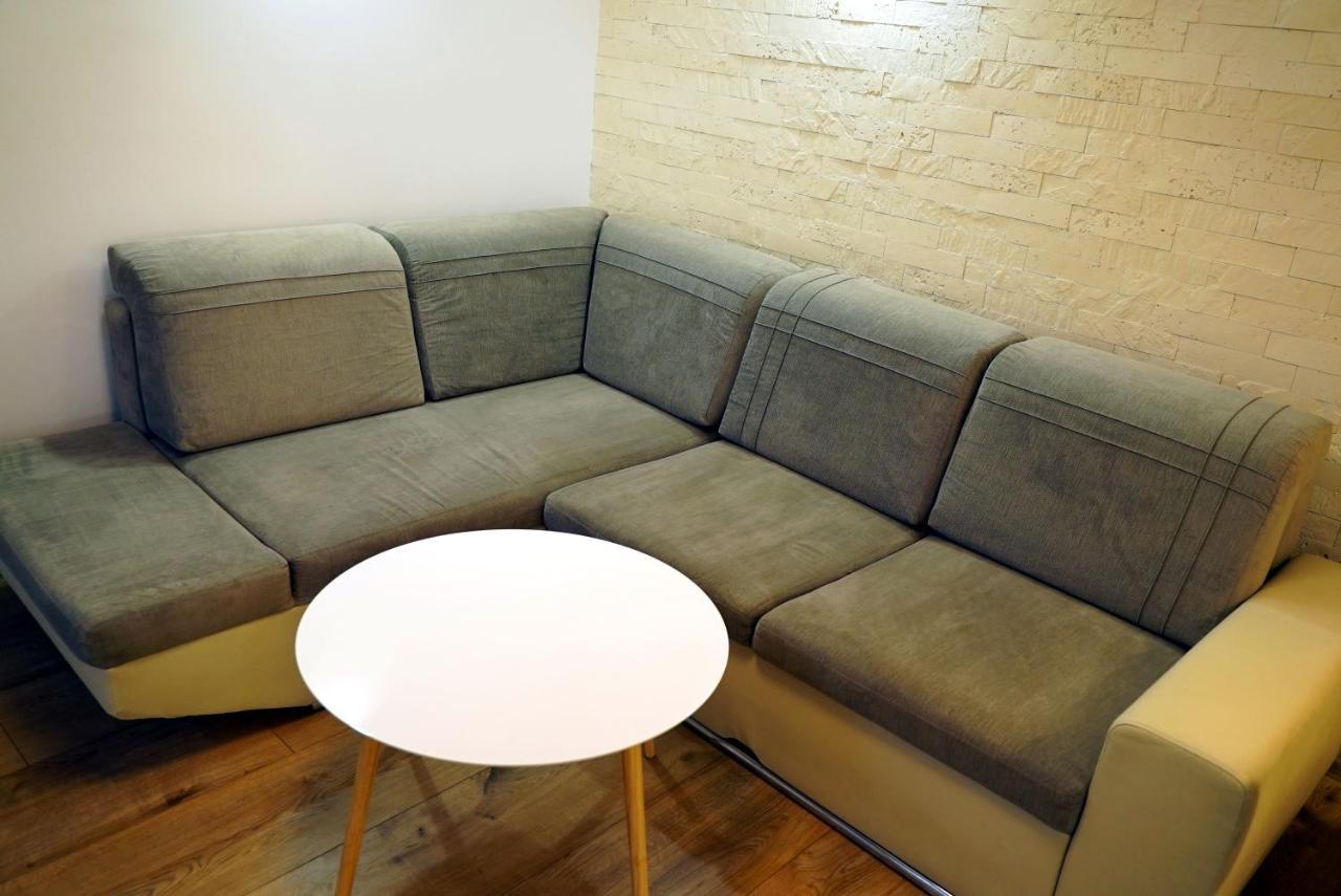 Apartament Naleczow Dom Pod Orzechami 외부 사진